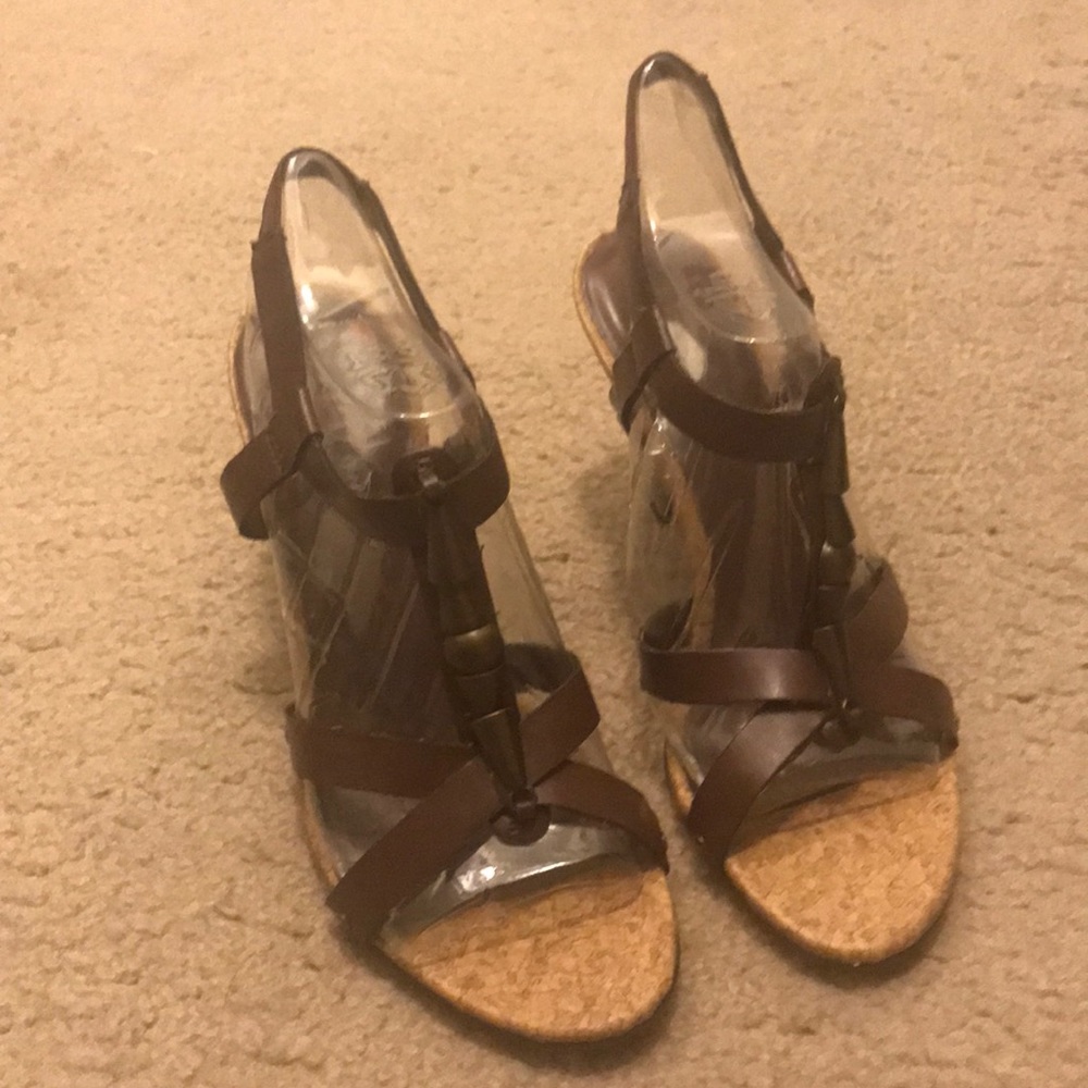 Kenneth Cole’s 💕Reaction💕 ladies sandals